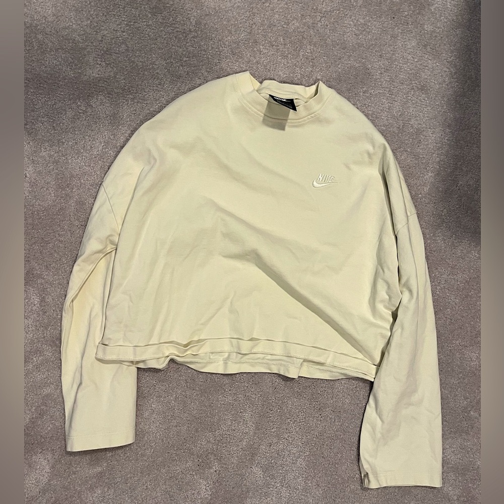 Nike Pale Yellow Long Sleeve Sweatshirt